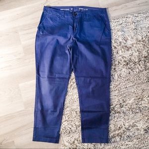 GAP: slim fit pant